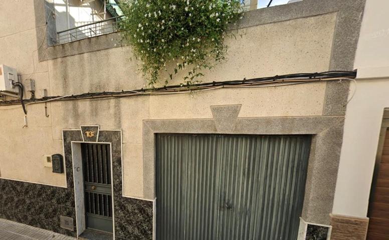 Casa independiente en Jaén photo 0