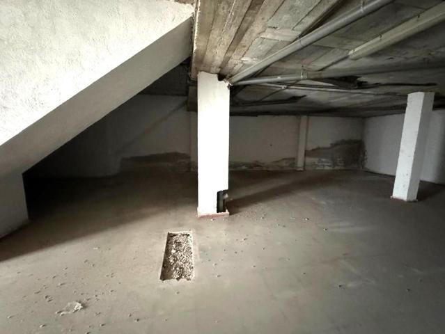Local comercial en Cazalilla photo 0