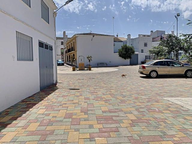 Casa - Chalet en venta en Llanos de Don Juan de 198 m2 photo 0