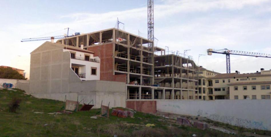 Edificio en venta en Mancha Real de 3323 m2 photo 0