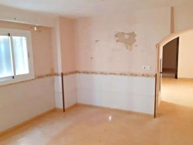 Casa en venta en Baena photo 0