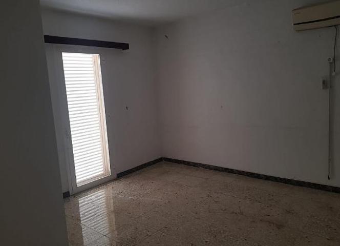 Chalet independiente en venta en Hinojares photo 0