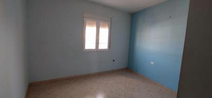 Piso en venta en Villanueva del Arzobispo de 105 m2 photo 0