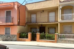 Casa en Calle de la Fuente photo 0