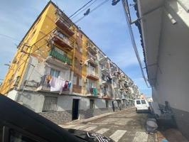 Piso en venta en Bailén de 67 m2 photo 0