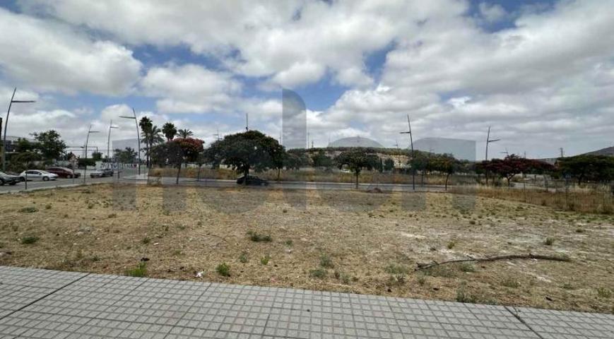 Terreno urbano en Lucena photo 0