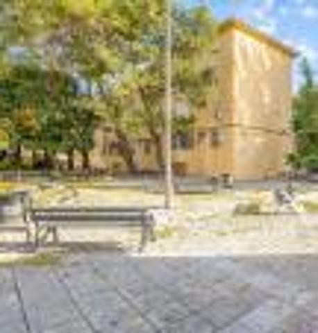 Venta de Piso en Nucleo Residencial La Paz Nº 45 Linares (Jaén) photo 0