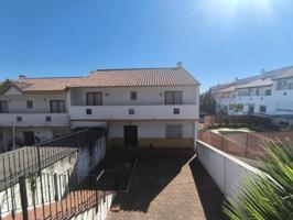 Casa en Encinares de Alcolea photo 0