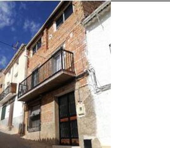 Casa en Puerta de Segura photo 0