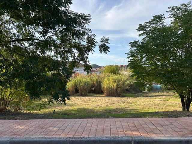 Parcela Urbana en Encinares de Alcolea photo 0