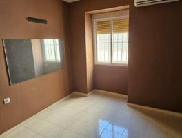 Piso en Puente Genil photo 0