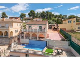 Fantástica casa con piscina y vistas en La Cativera photo 0