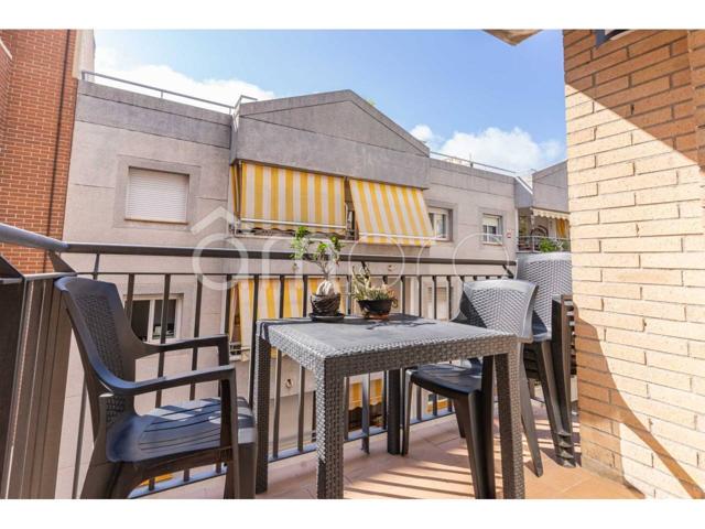 PISO TOTALMENTE REFORMADO EN EL CENTRO photo 0