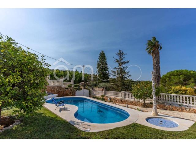 Chalet en venta en Salomó photo 0