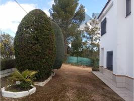 Venta de chalet urbano en Urbanización Los Olivos . Almendralejo photo 0