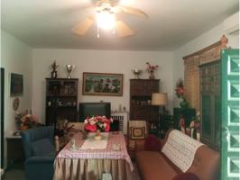 Venta de parcela con casa independiente en Almendralejo photo 0