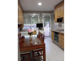 Venta de casa adosada en Almendralejo photo 0