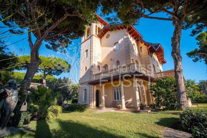 Espectacular Villa Modernista en venta en Sant Vicenç de Montalt photo 0