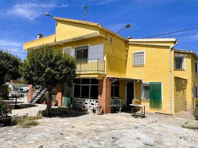 VENTA - 175.000€ - CHALET CON PISCINA VILLENA photo 0