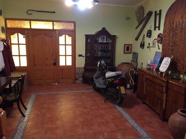 Venta de casa para entrar a vivir en Calanda photo 0