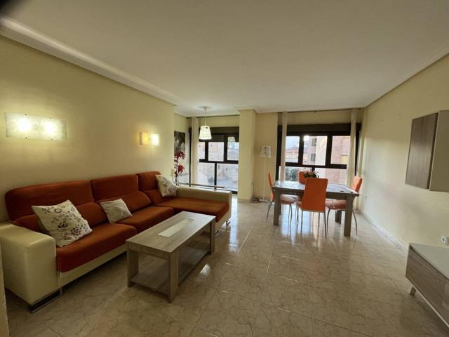 SE ALQUILA piso en Avda. Aragón de Alcañiz, Cerca del hospital photo 0