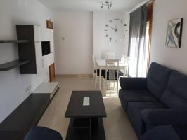 Se alquila piso de 2 dormitorios con ascensor, garaje, calefacción y aire acondicionado en Alcañiz photo 0