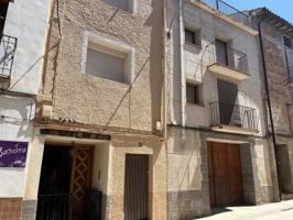 Venta de Casa unifamiliar TOTALMENTE REFORMADA en Castelserás photo 0