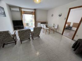 Se alquila piso de 3 dormitorios en el centro de Alcañiz photo 0