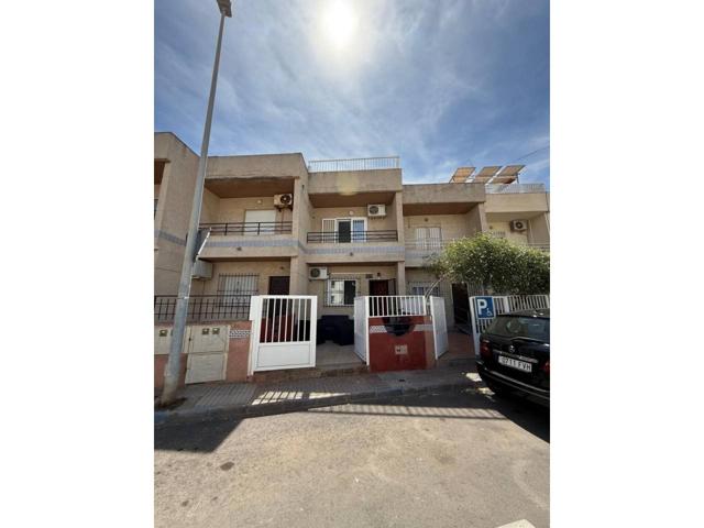 Dúplex con reforma integral junto a las salinas — 3 dormitorios, 2 baños, 2 patios y solárium de 46 m² (Lo Pagán) photo 0