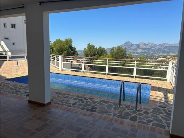 Chalet independiente en Altea Hills (alquiler opcion de compra) photo 0