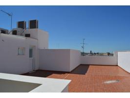 SE VENDE ÁTICO DE NUEVA CONSTRUCCIÓN EN ZONA CENTRO CON PARKING photo 0