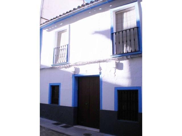¡Casa en venta en Cabra! photo 0