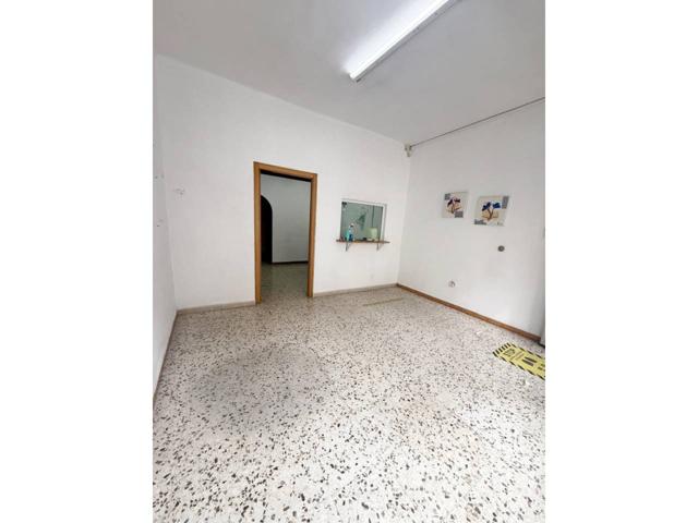 Venta de local comercial en Cabra photo 0