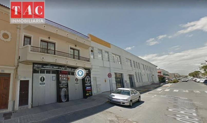 Local En venta en Blas Infante, Lepe photo 0