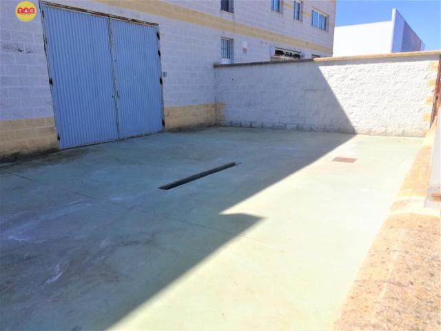 Nave Industrial en Lepe photo 0