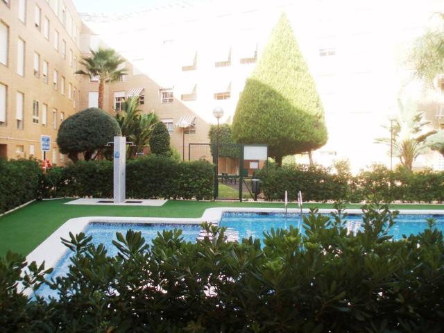 Piso en alquiler para estudiantes queda un Dormitorio 300€ photo 0