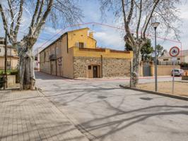 Casa unifamiliar en Garriguella photo 0