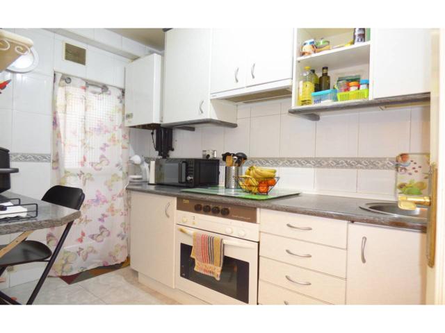 Piso en venta en Casco Antiguo(28921) photo 0