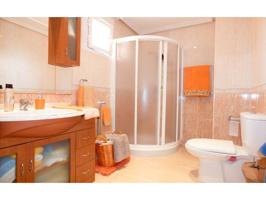 **Chalet Adosado en Venta - Espacio y Confort a Tu Alcance** photo 0