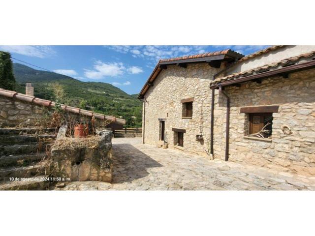 **Chalet Independiente en Venta - Un Oasis de Comodidad y Estilo en Miranda de Ebro** photo 0