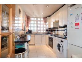**Piso en Venta en Móstoles - ¡Tu nuevo hogar te espera!** photo 0