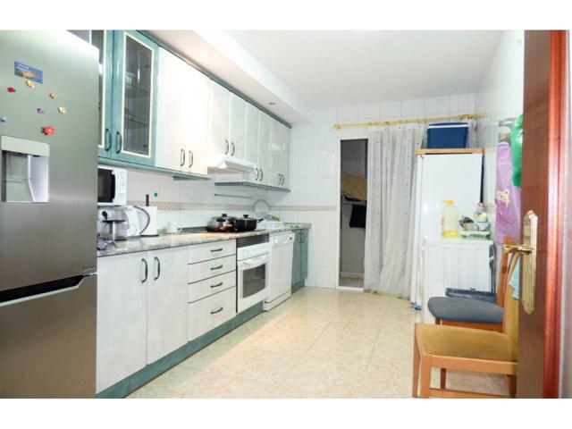 Piso en venta en Parla photo 0