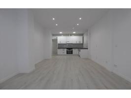 Piso en venta en Alcorcón photo 0