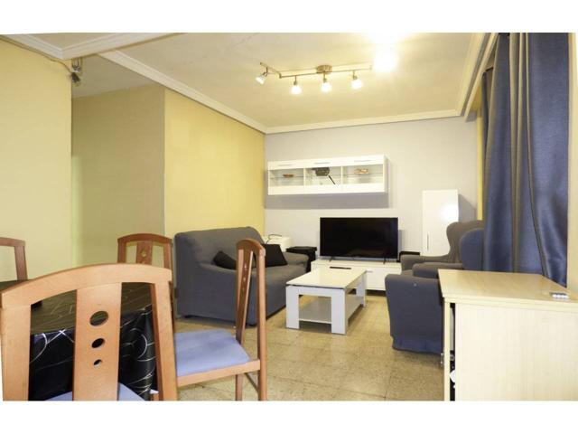 Piso en venta en Casco Antiguo(28921) photo 0