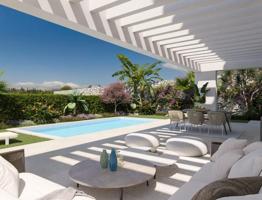¡Descubre el lujo y la exclusividad en Luxury Villas Calahonda! photo 0