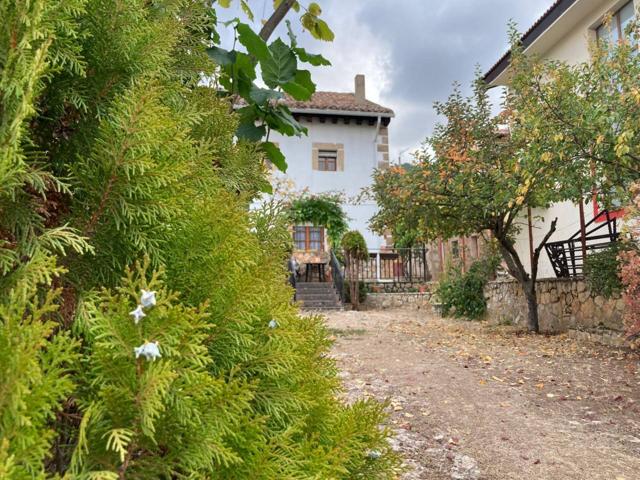 Casa adosada en venta en Bentretea photo 0