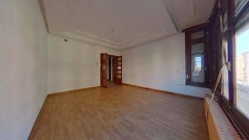 Piso En venta en Ave Maria, Palencia photo 0