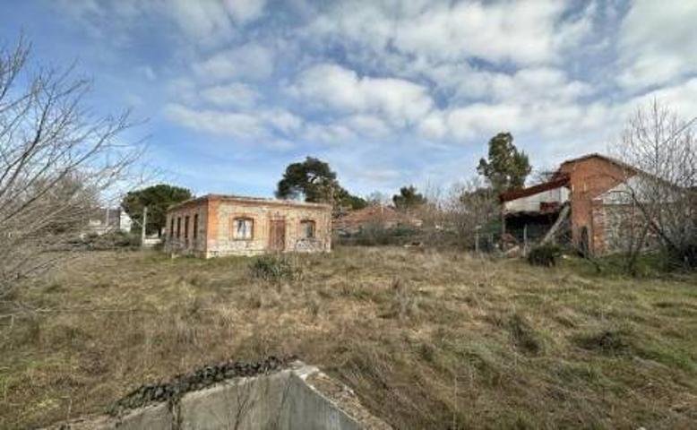 Suelo urbano consolidado junto a la estación de cercanías de Collado Villalva photo 0