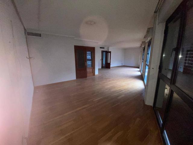 Piso En venta en Fuente Del Berro, Madrid photo 0