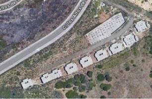 Urbanización de viviendas unifamiliares ejecutadas al 15% en la Linea de la Concepcion photo 0